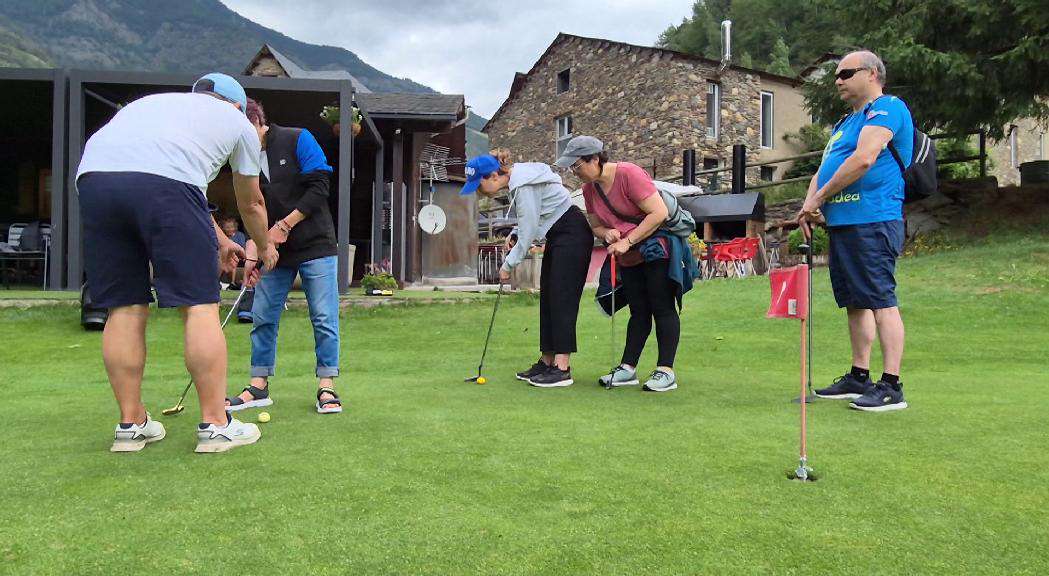 FADEA-PITCH-PUTT20250709