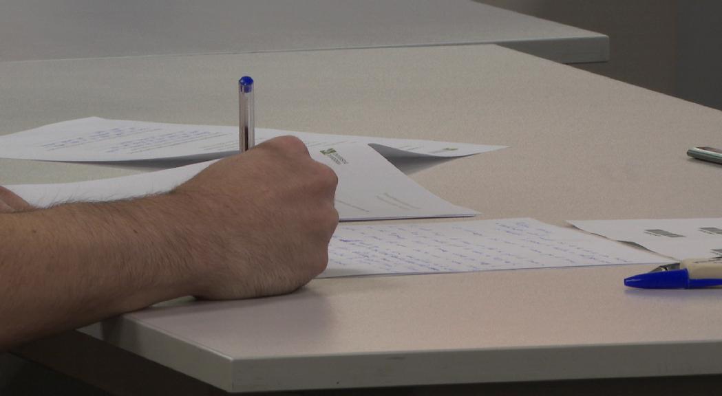 68 persones en els primers exàmens oficials de català a la UdA