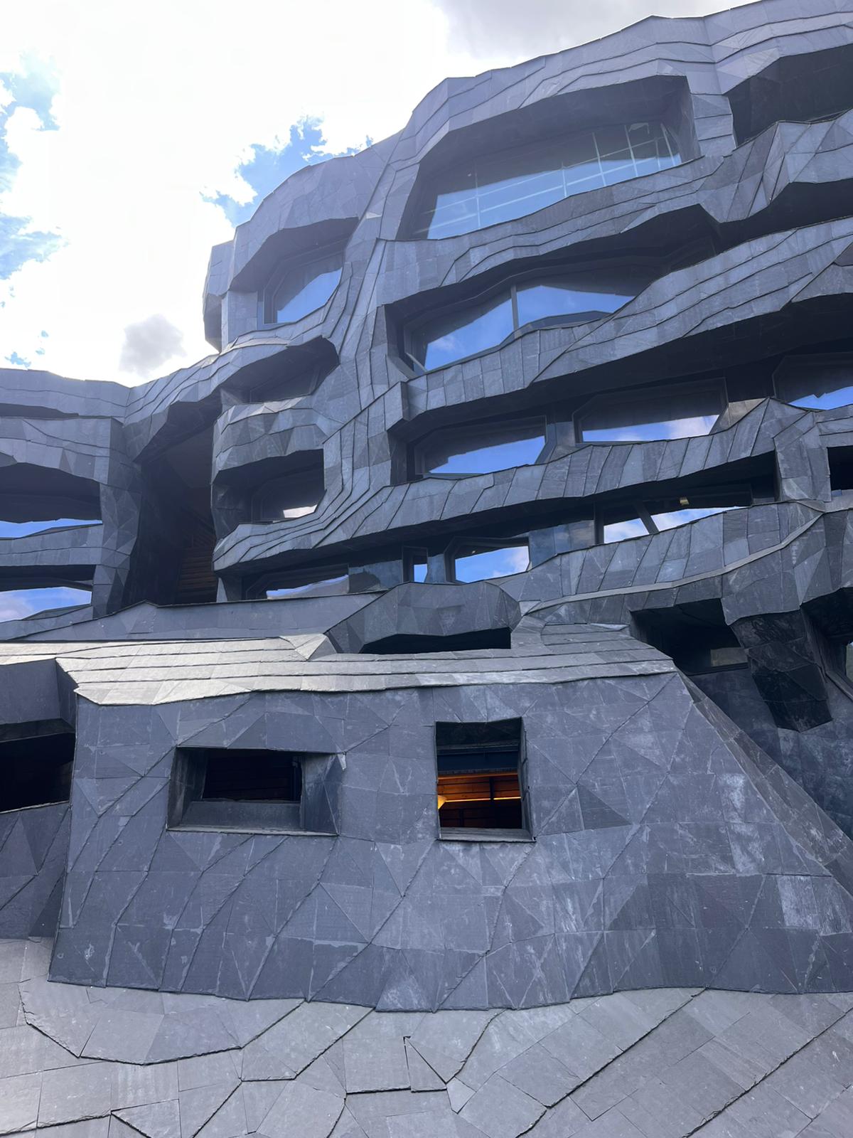 querola1.jpeg