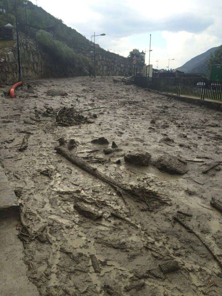Desbordament20del20riu20a20Sant20JuliC3A020de20LC3B2ria2022-07-201520Eva20Pons202
