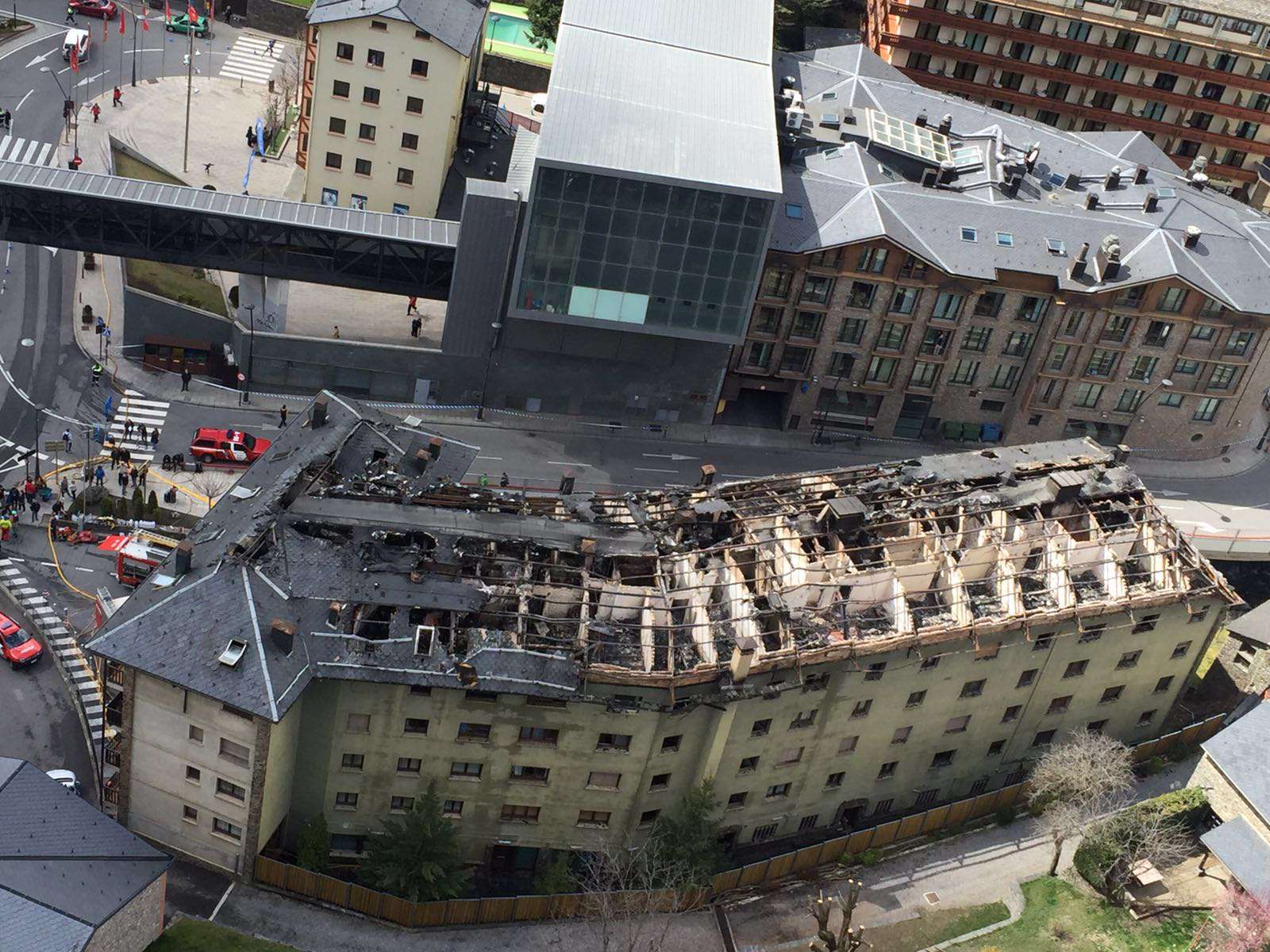 imatges_aeries_edifici_incendi_la_massana_rtva_andorradifusio_30032016