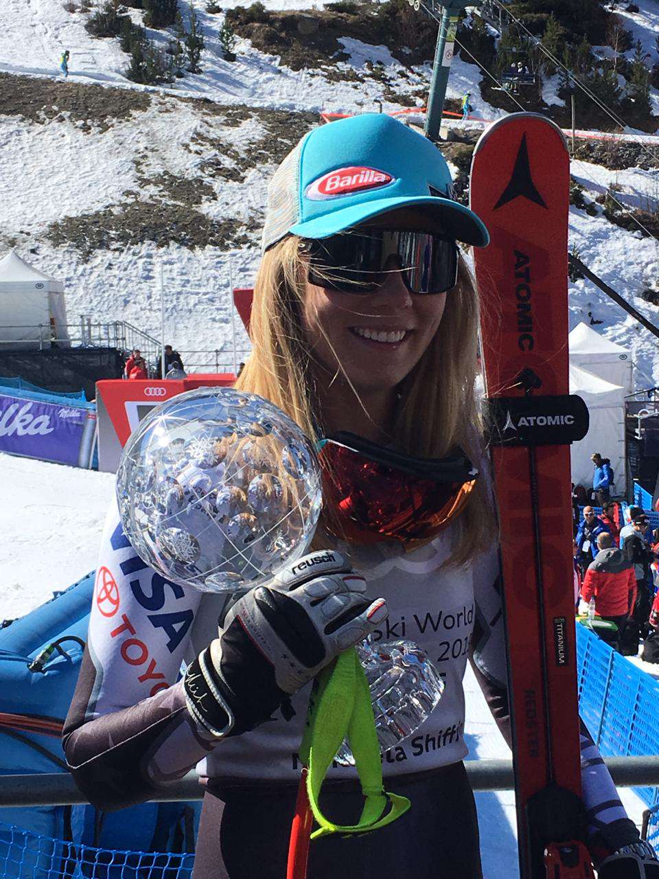 mikaela_shiffrin_amb_joan_lopez_globus_cristall_2_14032019