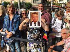 alv_senyora_foto_macron_laura_13092019