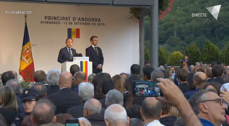 placa_poble_discurs_espot_13092019