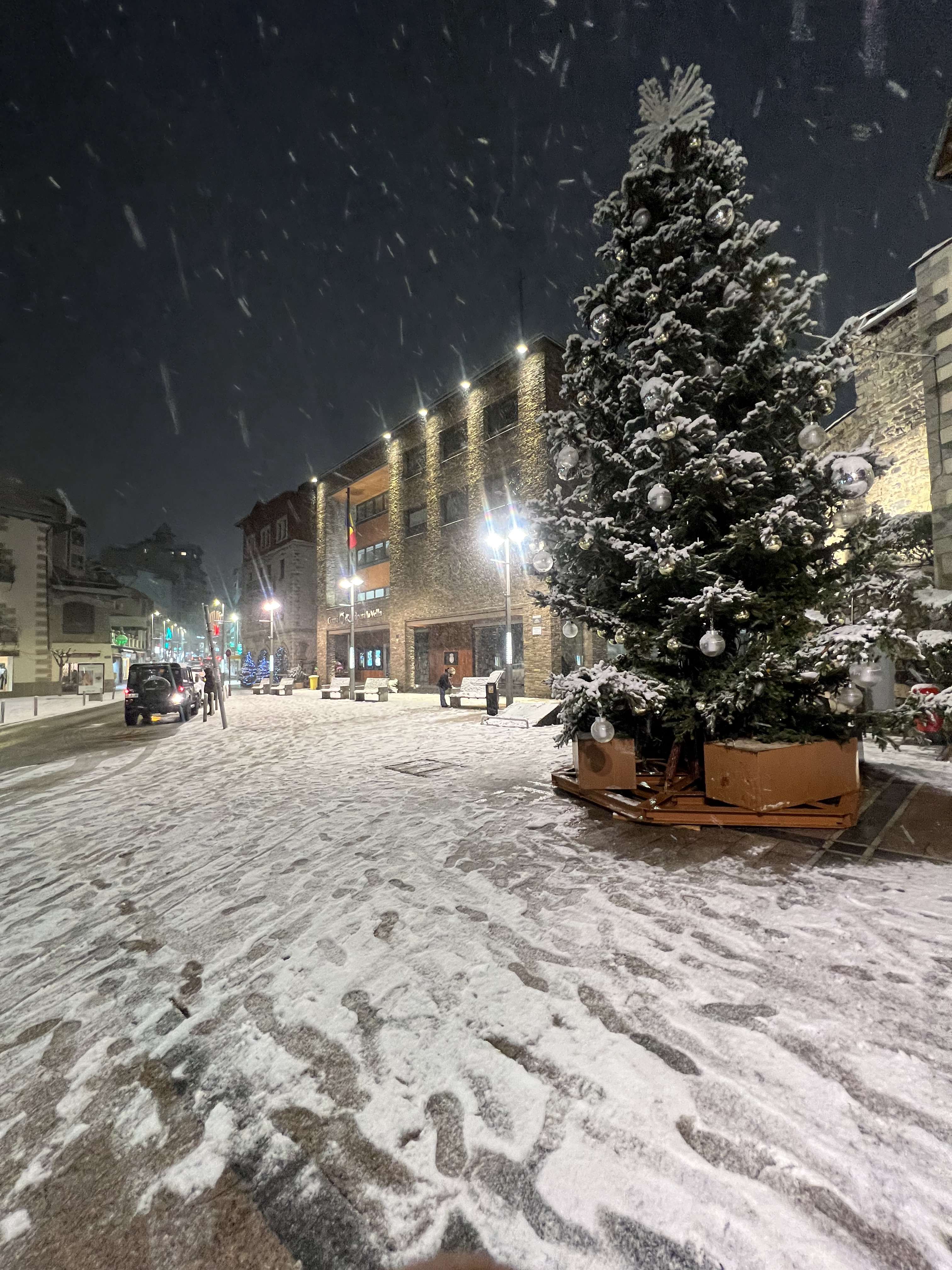 andorra_la_vella_maria_lucena_200123