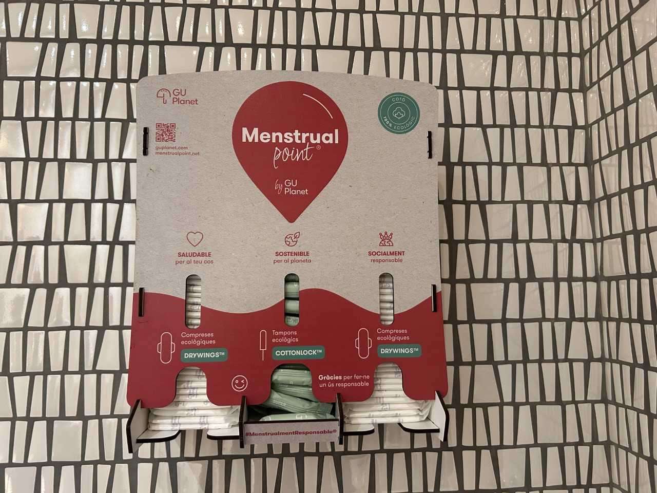 andorradifusio_rtva_andorra_vella_installa_vintena_punts_menstruals_299202418330
