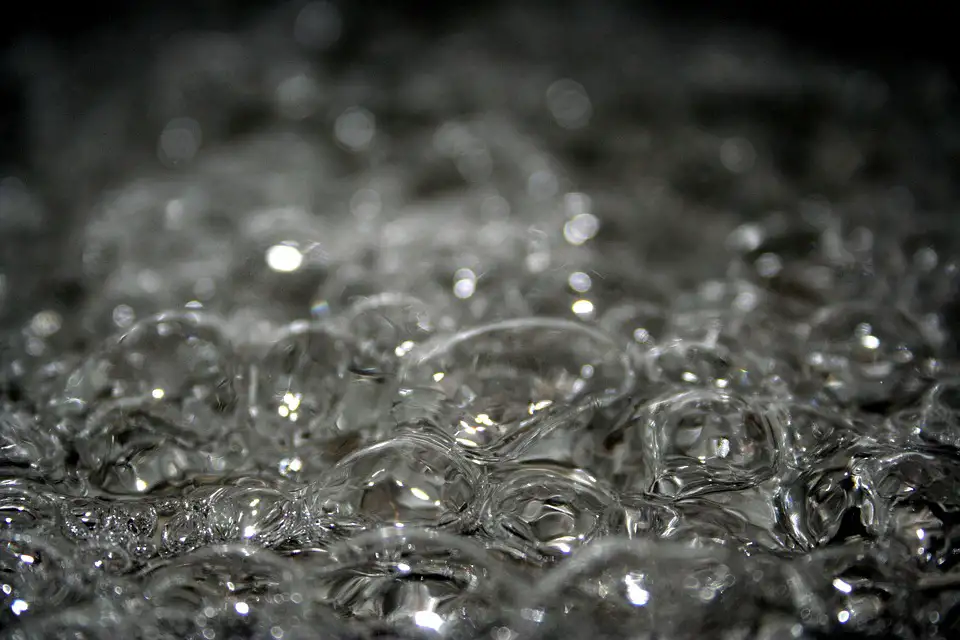 boiling_water_1632332_960_720_pixabay_no_rights