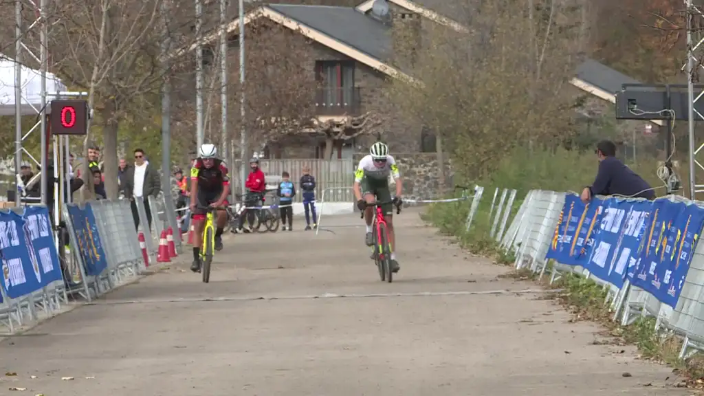 andorradifusio_rtva_regada_frega_podi_primera_cursa_ciclocros_24112024205251