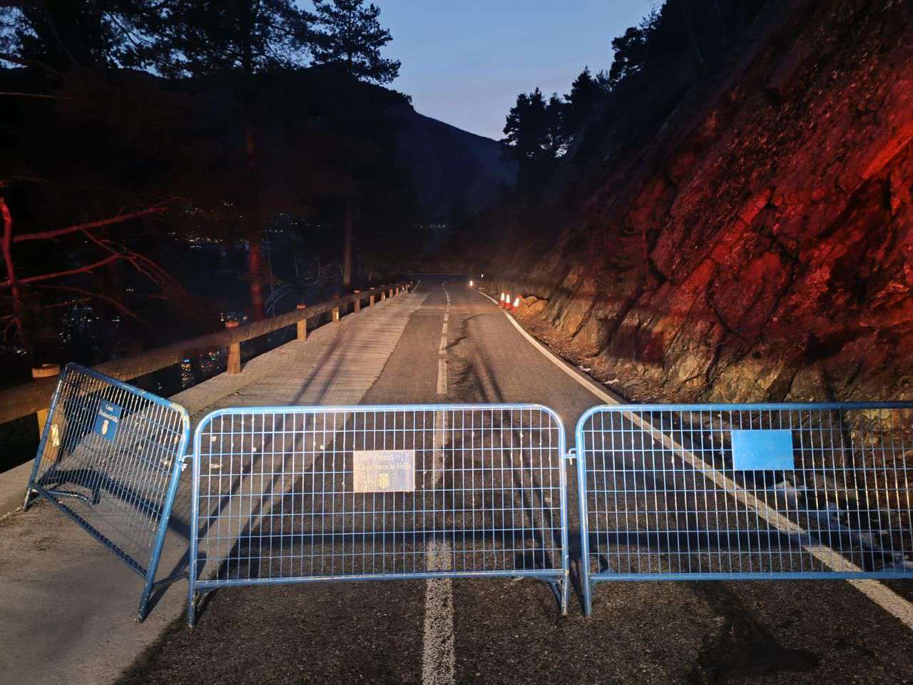 andorradifusio_rtva_tall_carretera_comella_esllavissada_pedres_1522025103234