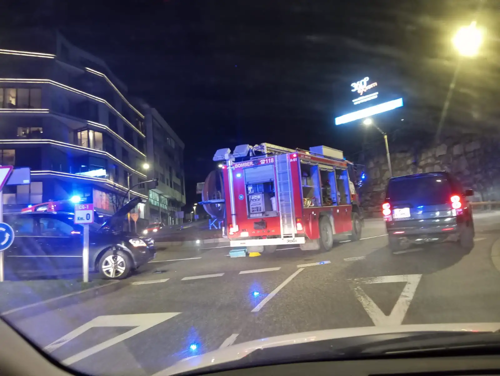 andorradifusio_rtva_joves_ferits_accident_quilometre_zero_26220250439