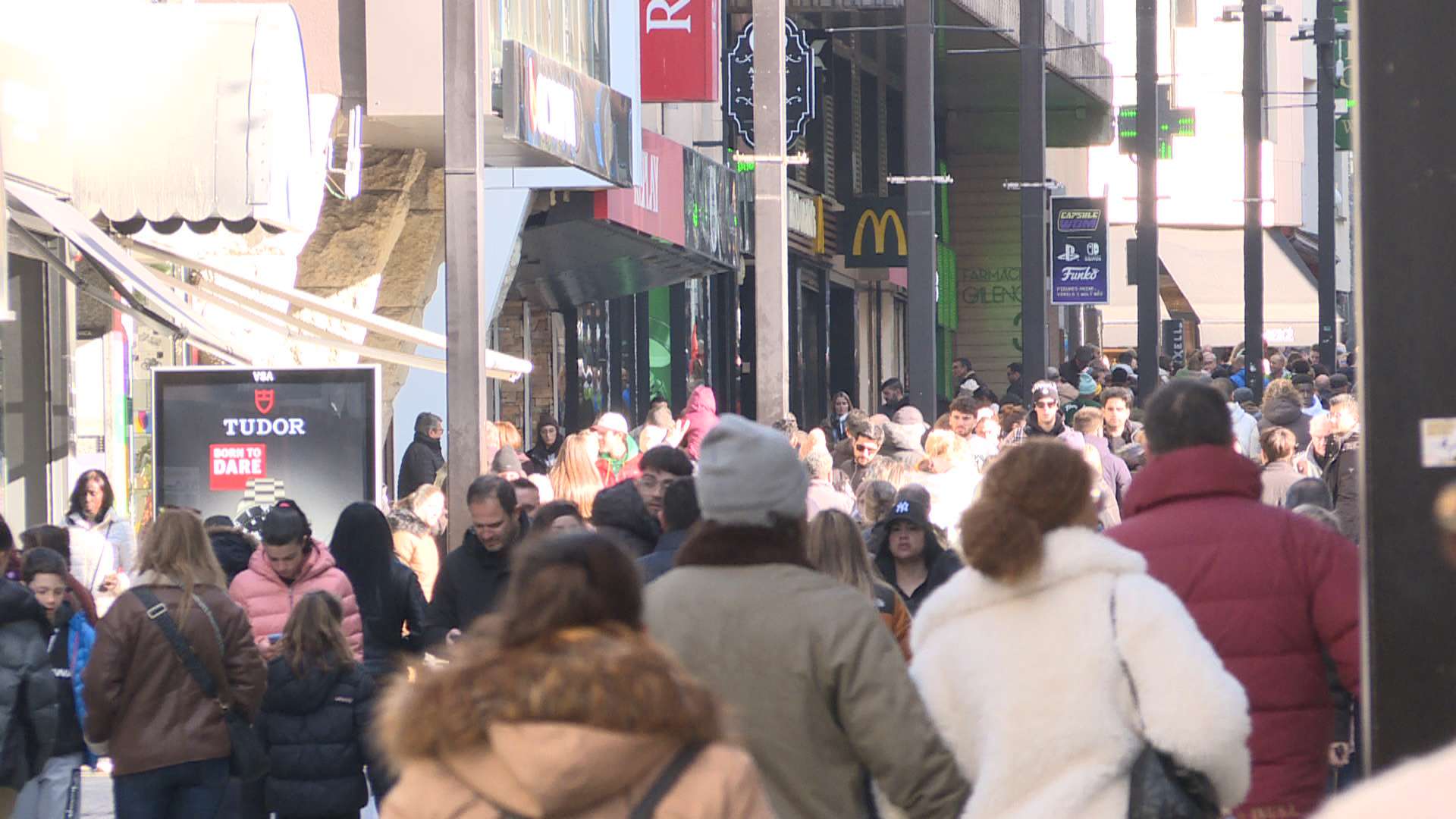 andorradifusio_rtva_lactivitat_comercial_sha_gairebe_duplicat_2012_2242025121710