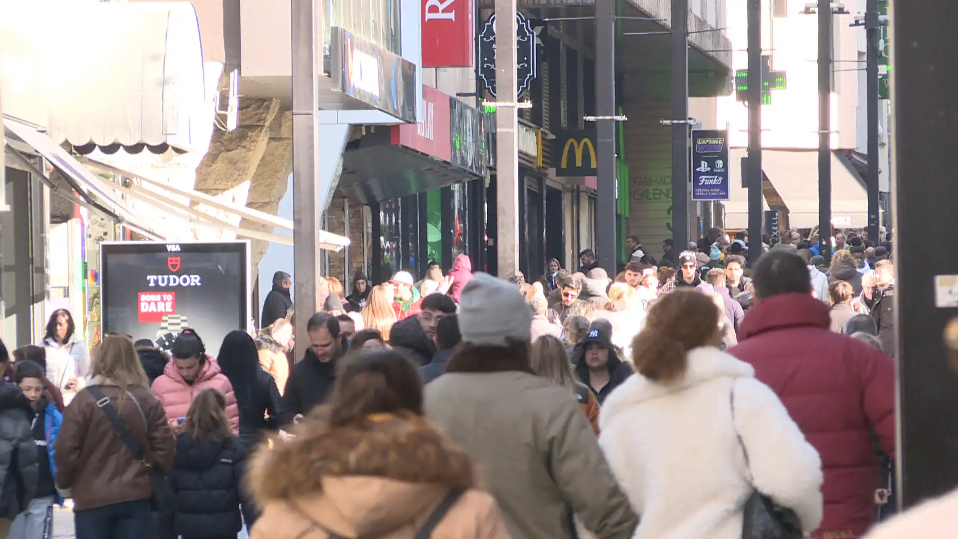 andorradifusio_rtva_lactivitat_comercial_sha_gairebe_duplicat_2012_2242025121710