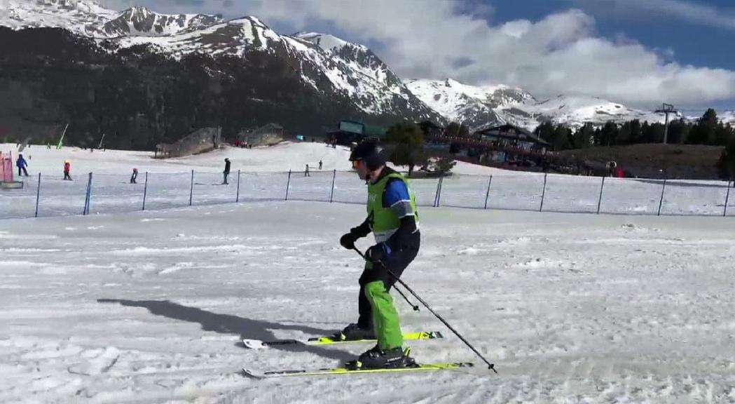andorradifusio_rtva_45_esquiadors_participen_16e_trofeu_internacional_134202512300