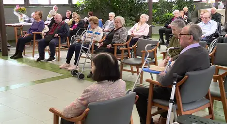 andorradifusio_rtva_44_padrins_llista_espera_placa_publica_215202519538