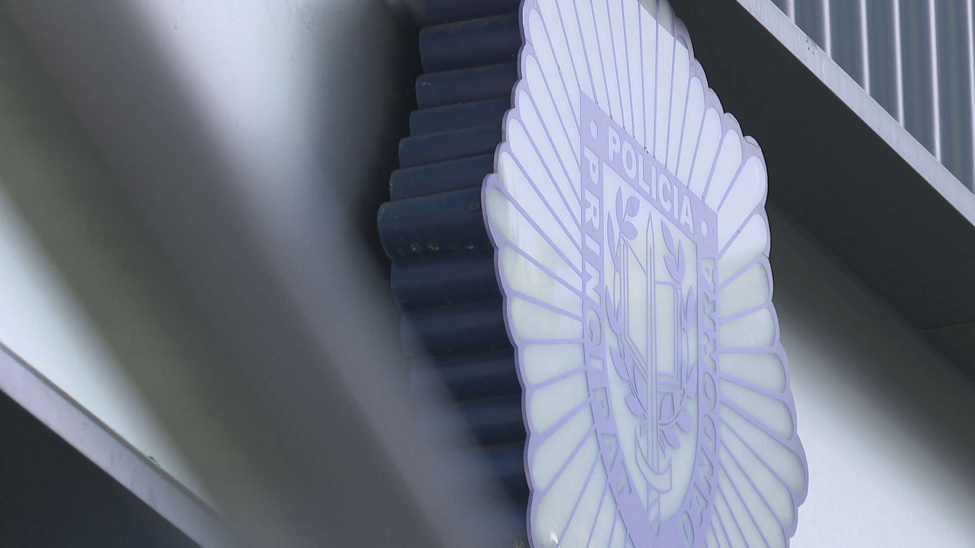 andorradifusio_rtva_comencen_barallant_acaben_atacant_policia_1142025155435